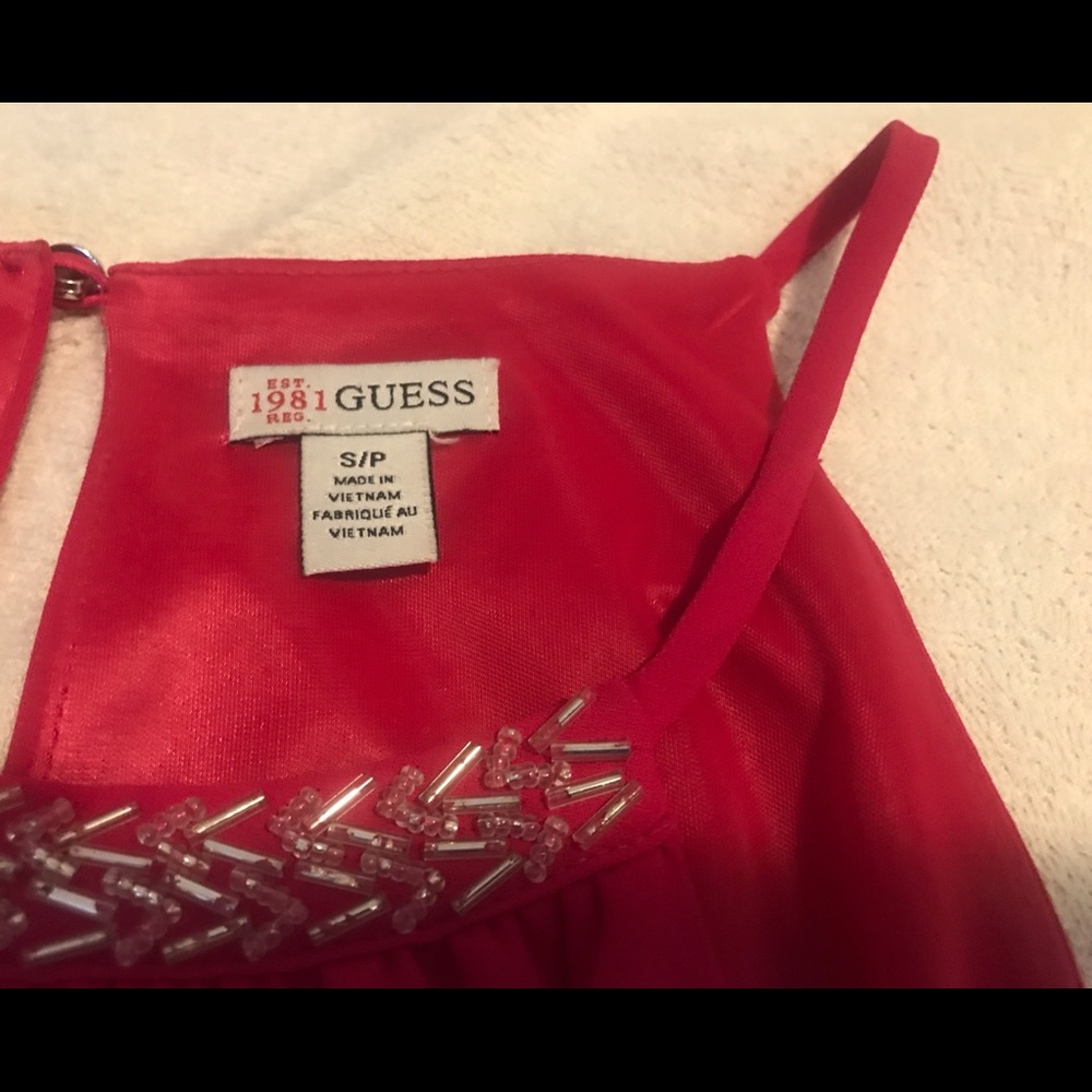 Guess Red Sleeveless Top - Picture 4 of 9